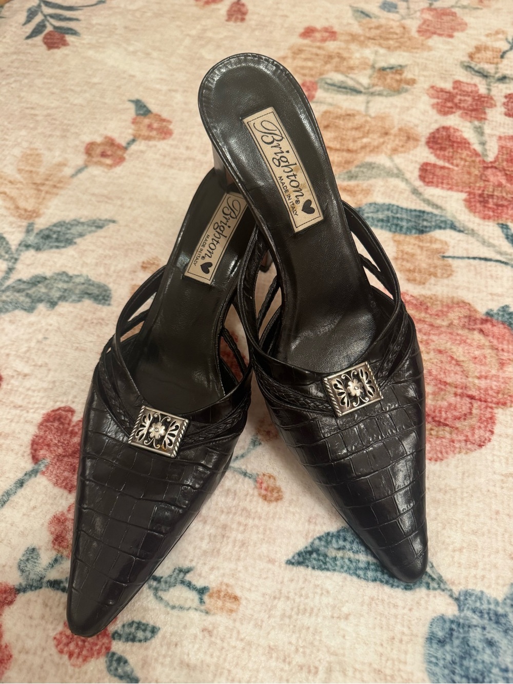 Vintage Brighton “Tracy” black croc-embossed leather mule kitten heels